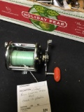 Vintage Penn leveline number 350 real crack in plastic