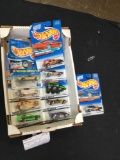 vintage 1990s 10 piece diecast hot wheel cars