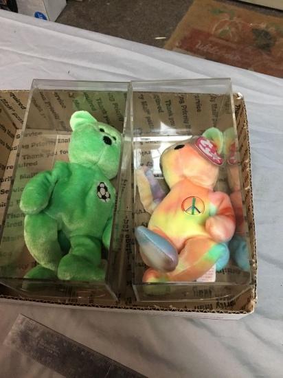 vintage two piece beanie baby bears in cases