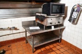 FLAT GRILL/MICROWAVE W/ TABLE