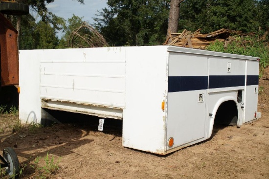 10' KNAPHEIDE TOOL TRUCK BED