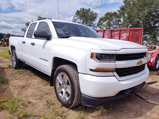 2016 CHEVROLET 4DR TRUCK