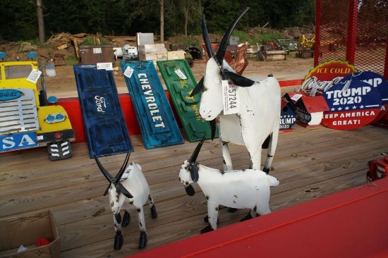 GOAT FAMILY (METAL)