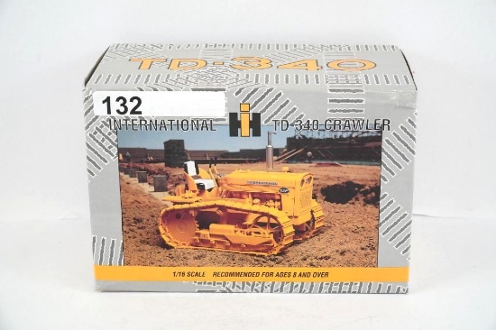 INTERNATIONAL TD-340 TOY CRAWLER