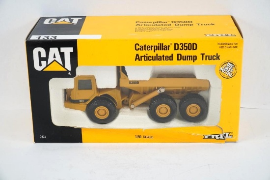 CATERPILLAR D350D ARTICULATED DUMP TRUCK TOY
