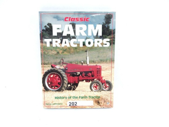 CLASSIC FARM TRACTORS BOOK