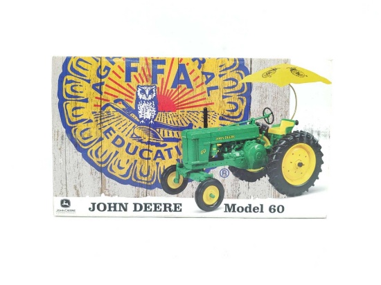 JOHN DEERE MODEL 60 TOY TRACTOR