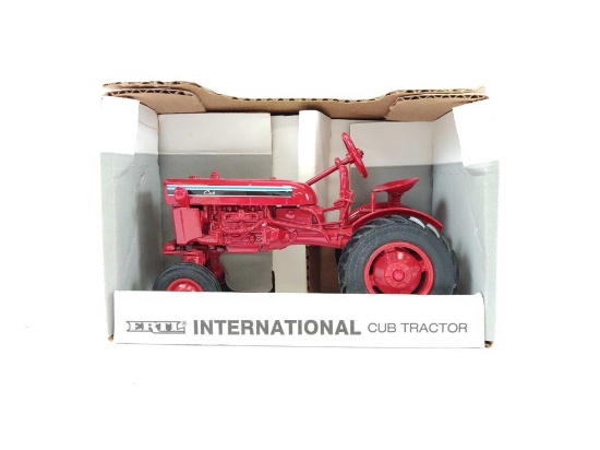 INTERNATIONAL CUB TOY TRACTOR