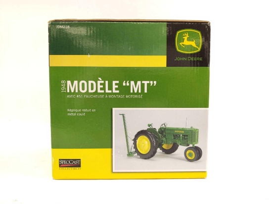 JOHN DEERE MODEL MT TOY TRACTOR