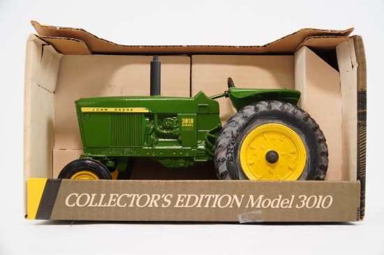 JOHN DEERE 3010 DIESEL TOY TRACTOR