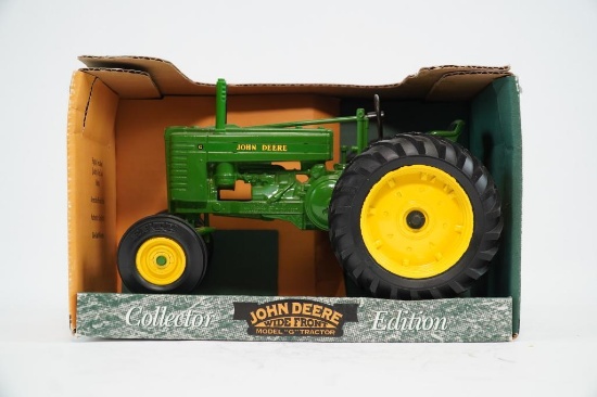 JOHN DEERE MODEL G TOY TRACTOR