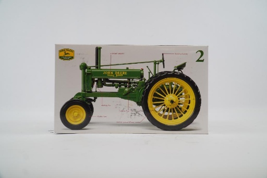 JOHN DEERE MODEL BWH-40 TOY TRACTOR