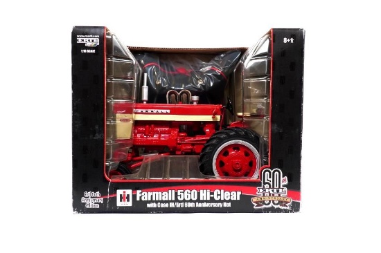 FARMALL 560 HI-CLEAR TOY TRACTOR