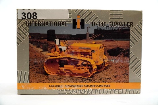 INTERNATIONAL TD-340 TOY CRAWLER