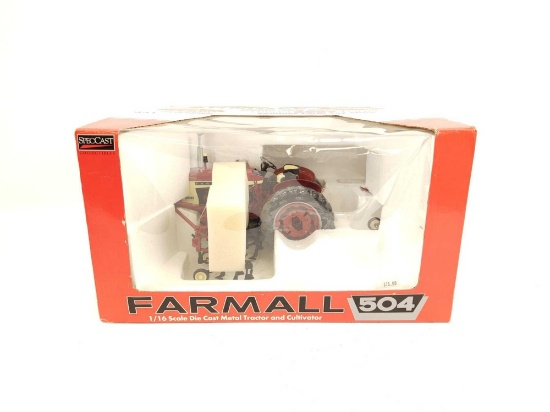 FARMALL 504 TOY TRACTOR W/468 CULTIVATOR