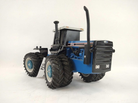 FORD 846 VERSATILE TOY TRACTOR