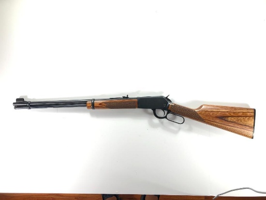 WINCHESTER MODEL 9422 .22 S-L-LR RIFLE