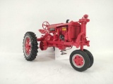 FARMALL F-20 TOY TRACTOR