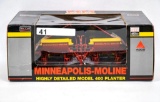 MINNEAPOLIS-MOLINE MODEL 400 TOY PLANTER