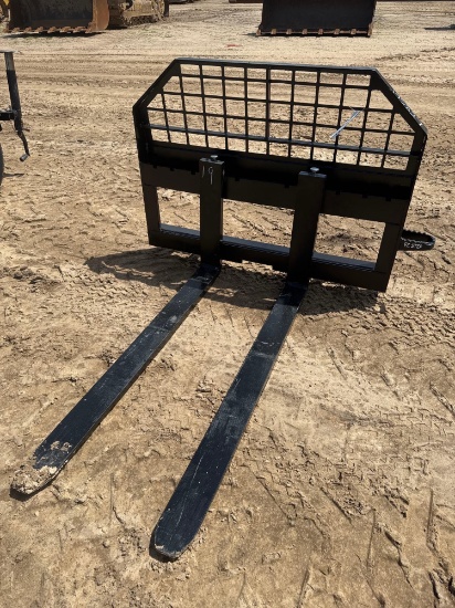UNUSED JBX 4000 PALLET FORKS