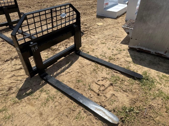 UNUSED JBX 4000 PALLET FORKS