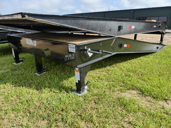 UNUSED X-STAR 101" X 20' LOADING RAMP