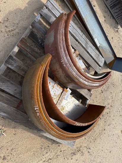 (APPROX. 9) SINGLE AXLE TRAILER FENDERS
