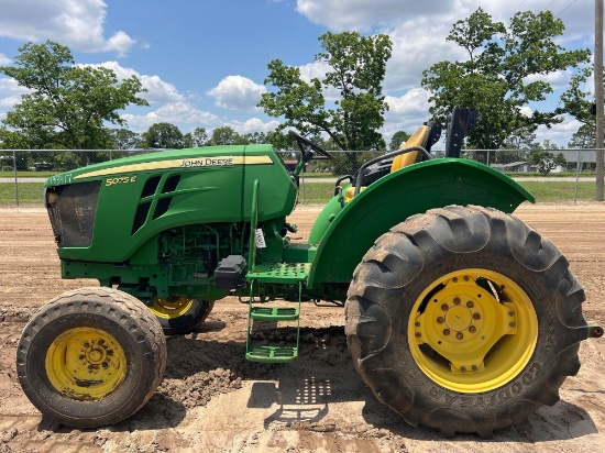 JOHN DEERE 5075E TRACTOR