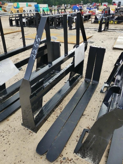 UNUSED AGT QUICK ATTACH MAST W/ 48" FORKS