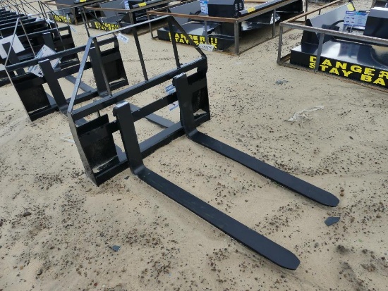 UNUSED AGT QUICK ATTACH MAST W/ 48" FORKS