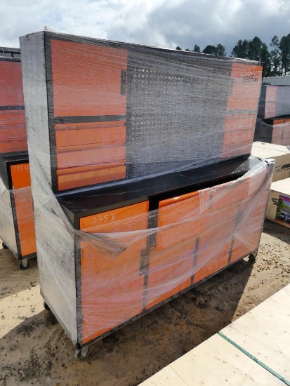 UNUSED 16 DRAWER METAL WORKBENCH