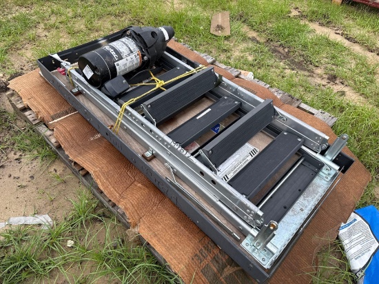 PALLET OF FOLD UP STEEL ATTIC STAIRS
