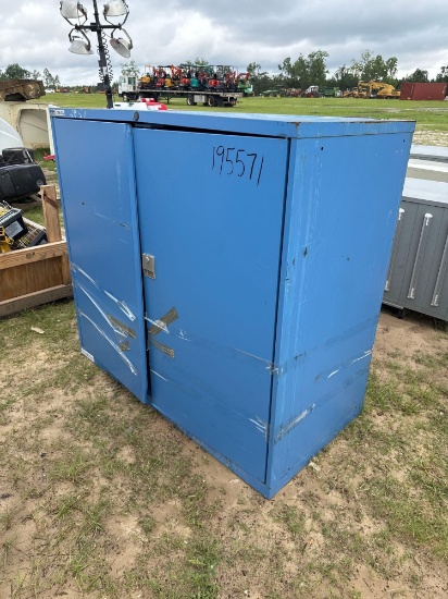 METAL TOOL STORAGE BOX