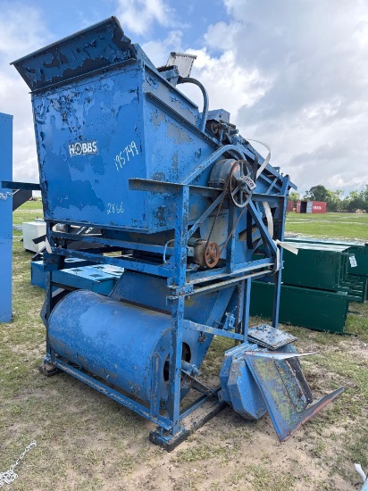 HOBBS PECAN CLEANER