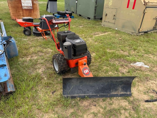 DR FIELD & BRUSH MOWER