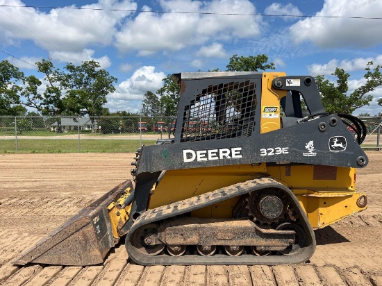 2015 JOHN DEERE 323E SKID STEER