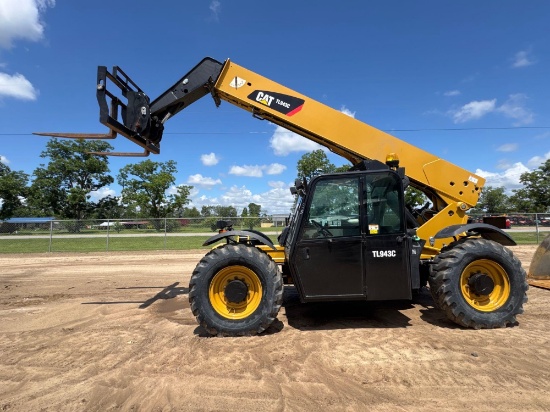 2013 CATERPILLAR TL943C TELESCOPIC FORKLIFT