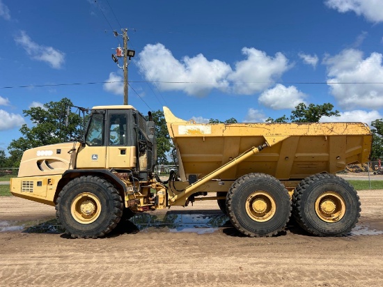2005 JOHN DEERE 300D OFF ROAD DUMP