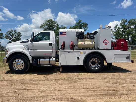 2017 FORD F-750 SUPER DUTY FUEL TRUCK