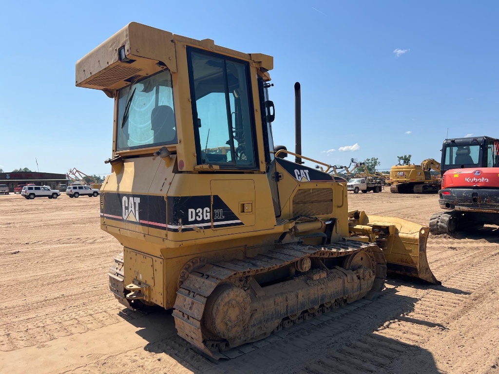 TOPADOR FRONTAL 2004 CATERPILLAR D3