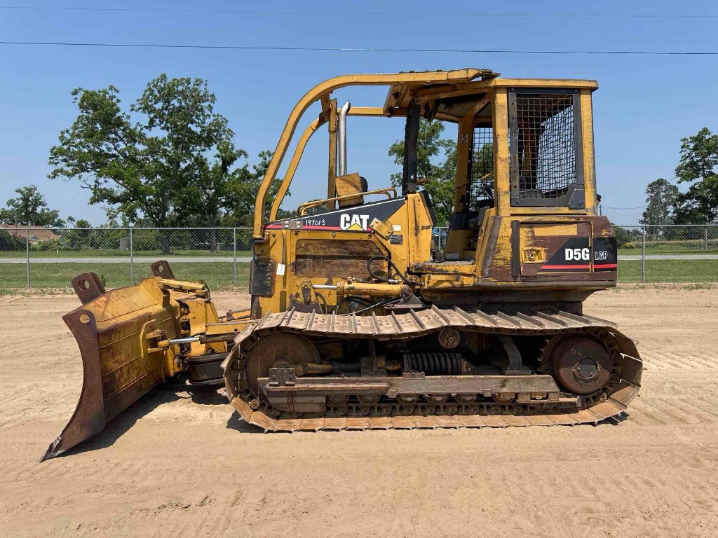 TOPADOR FRONTAL 2006 CATERPILLAR D5GLGP