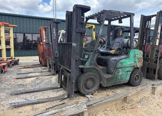 MITSUBISHI FG25N STRAIGHT MAST FORKLIFT