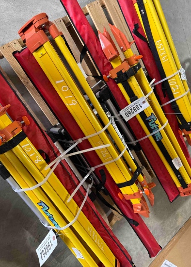 UNUSED FUTURE LASER LEVEL W/ TRIPOD