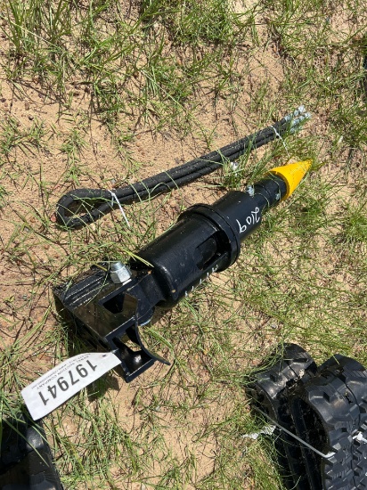 UNUSED FUTURE MINI EXCAVATOR HYD WOOD DRILL