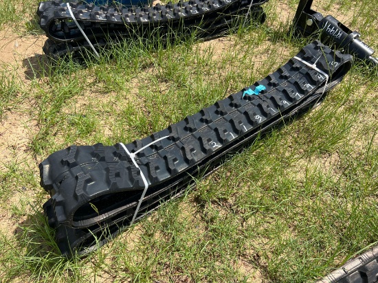 UNUSED FUTURE PAIR OF MINI 7" RUBBER TRACKS