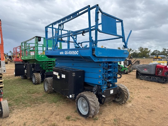 2014 GENIE GS4069DC ROUGH TERRAIN SCISSOR LIFT