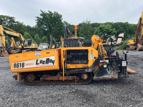 2013 Leeboy 8616 Asphalt Paver