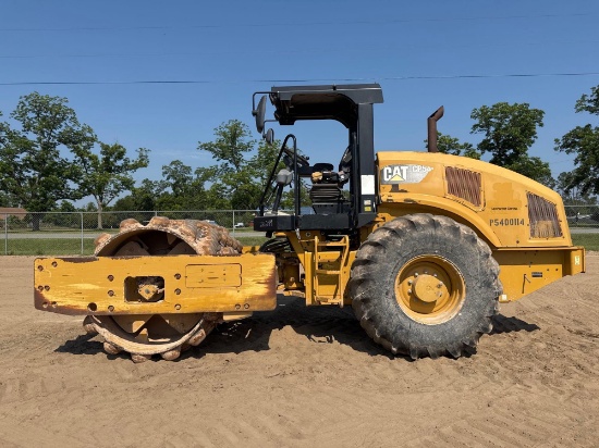 2015 Caterpillar Cp54b Padfoot Roller
