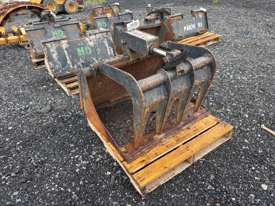 35" Hyd Bobcat Grapple Bucket