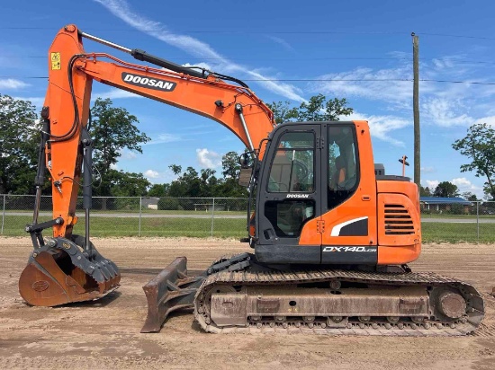 DOOSAN DX140LCR-5 EXCAVATOR